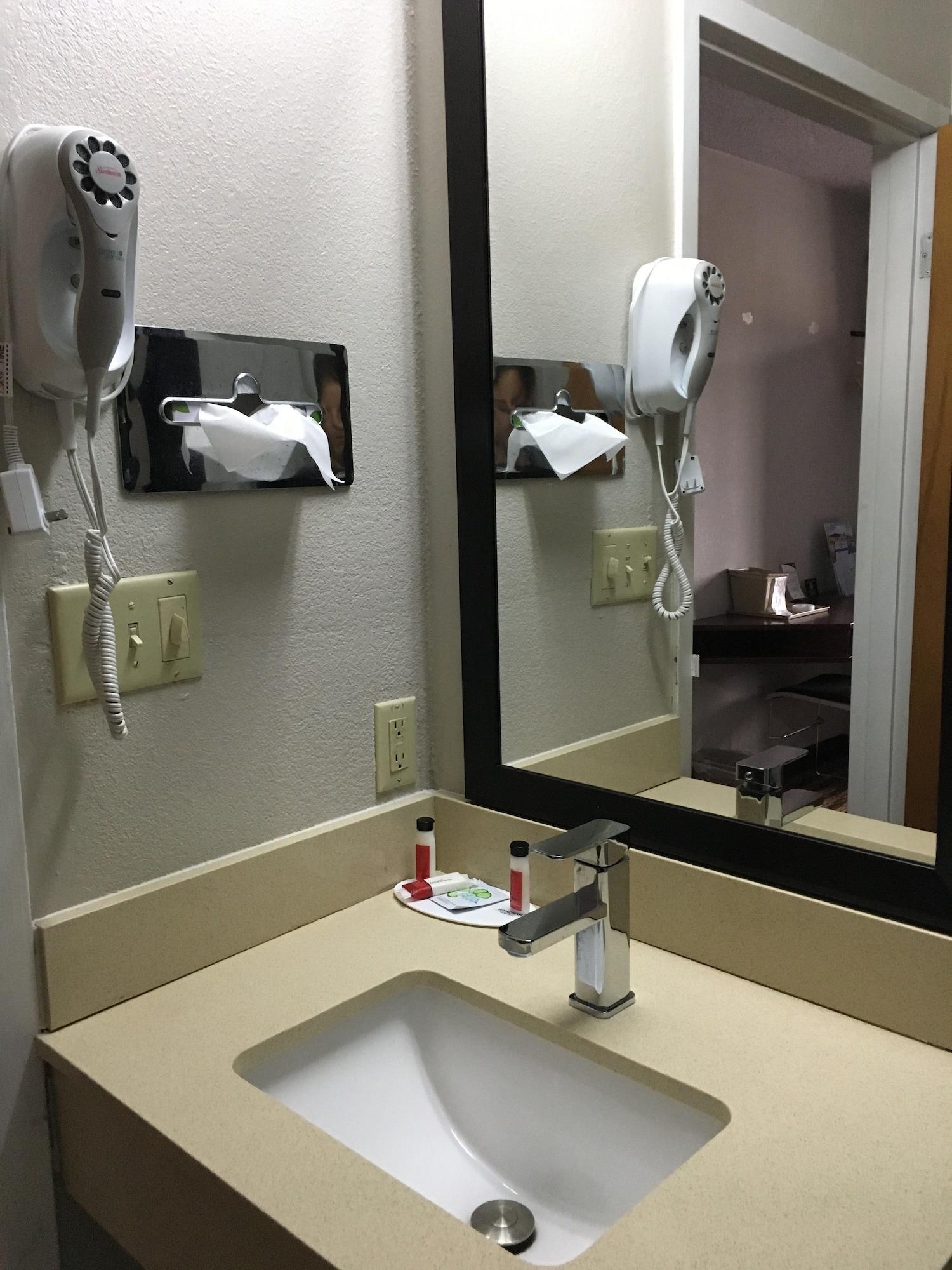 Microtel Inn By Wyndham - Murfreesboro Eksteriør billede