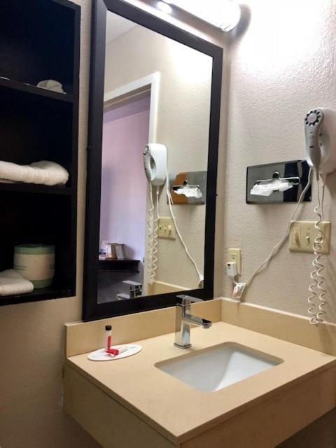 Microtel Inn By Wyndham - Murfreesboro Eksteriør billede
